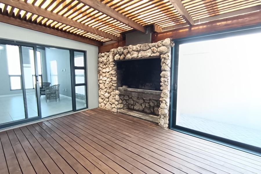3 Bedroom Property for Sale in Sunset Estate Western Cape